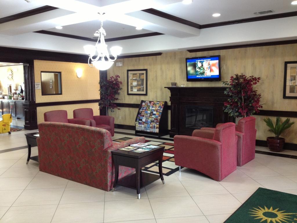 La Quinta Inn And Suites Joshua Zewnętrze zdjęcie