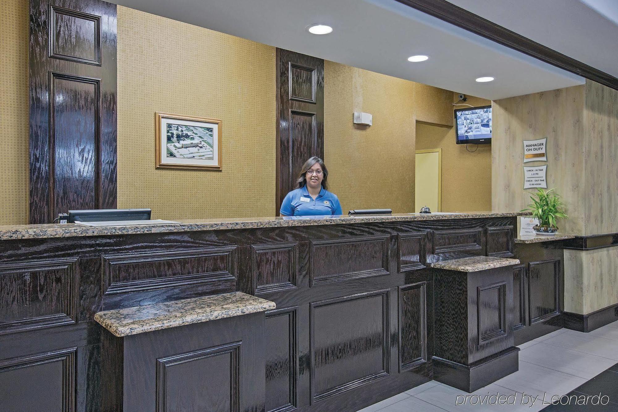 La Quinta Inn And Suites Joshua Zewnętrze zdjęcie